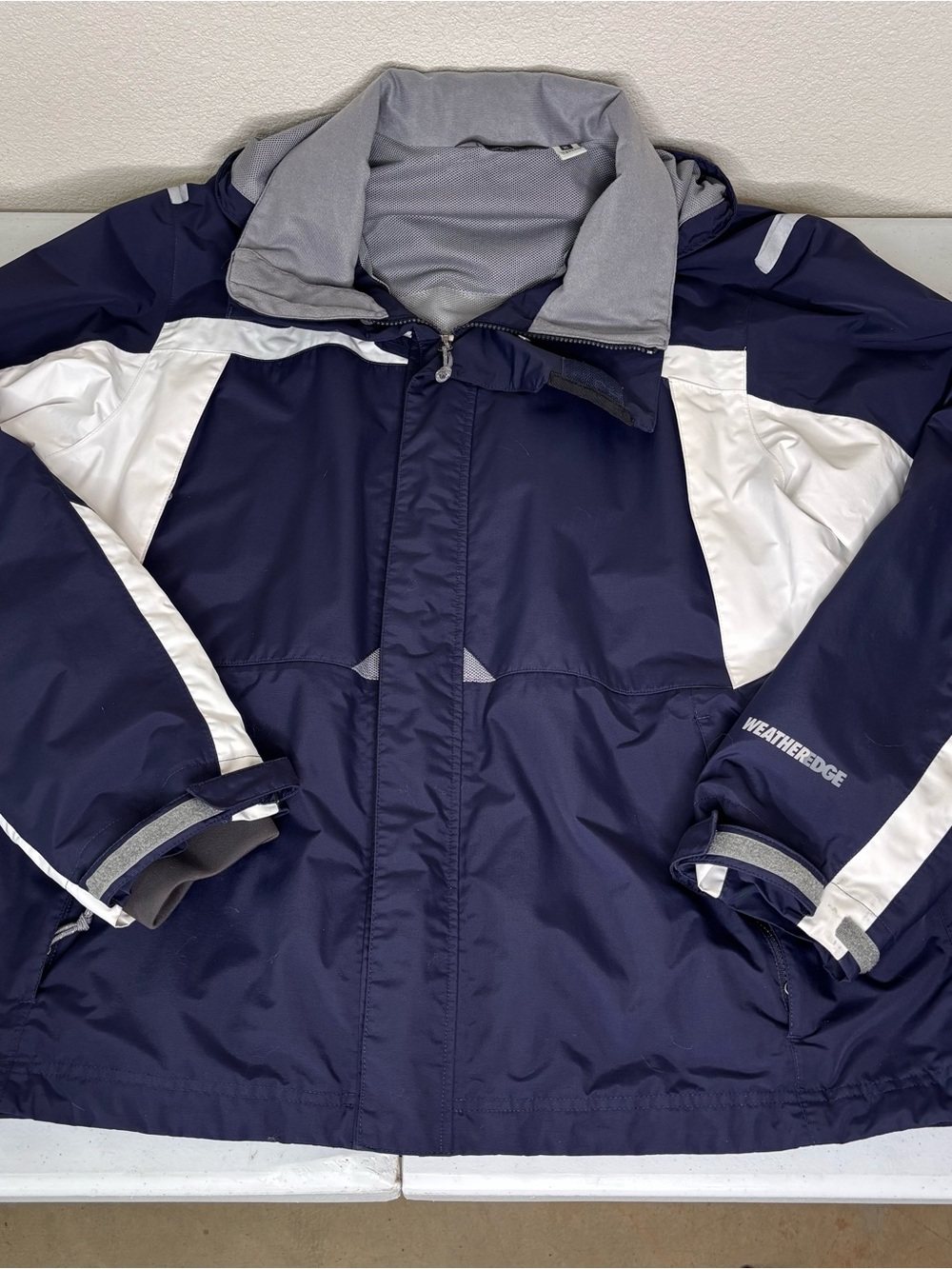 Eddie Bauer Navy and White Waterproof Jacket - WeatherEdge Men’s Sz XL